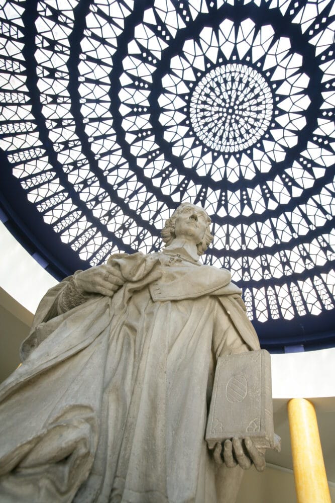 Lycée Fénelon, Statue de Fénelon, Cambrai