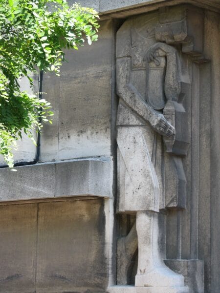 Détail de “La Fileuse”, maison Charles Vandeveegaete, Tourcoing