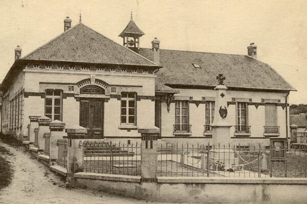 Mairie-école de Chevregny