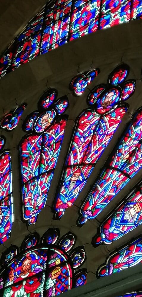 Atelier “art-déco, art du verre”, autour de la rose de la cathédrale de Soissons