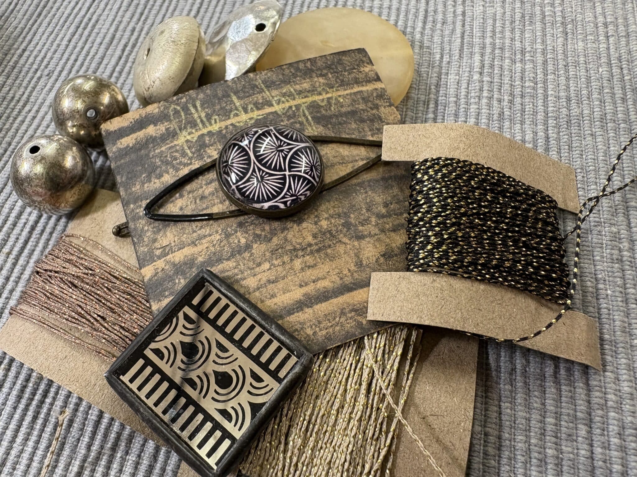 Atelier : Fais tes bijoux Art déco