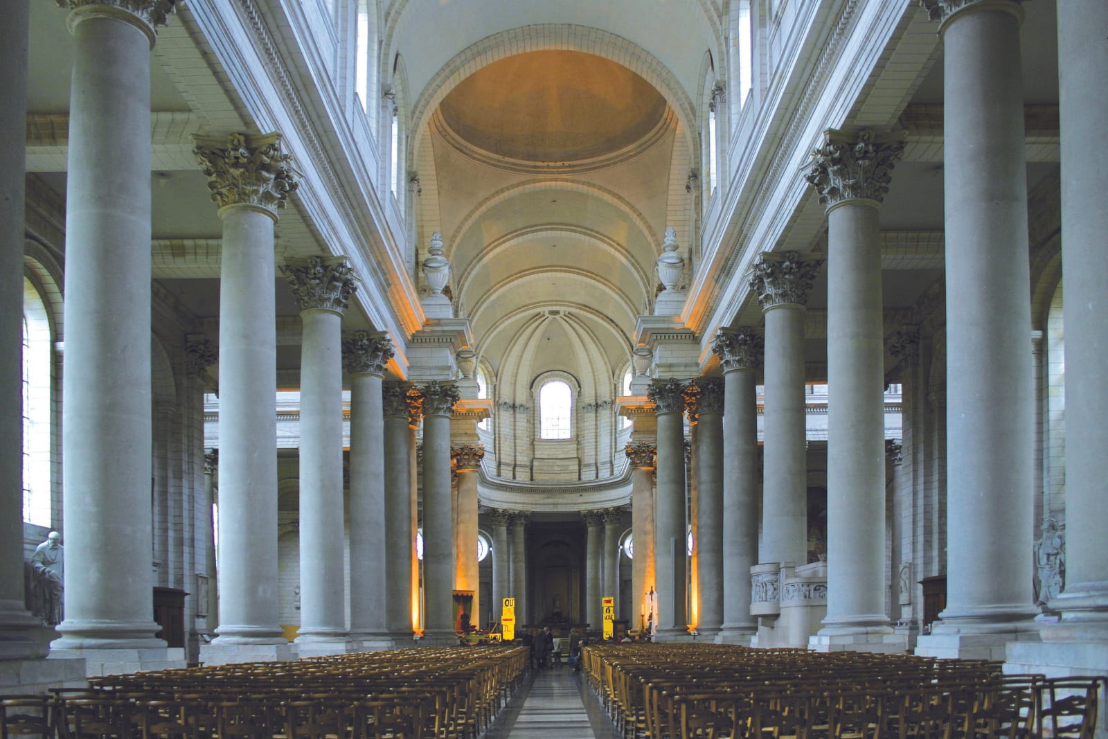 Quand l’Art déco s’invite à la Cathédrale